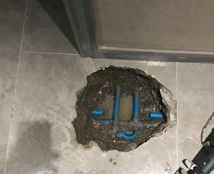 秦皇岛市阳台漏水维修公司分享下暖气管道漏水的原因有哪些